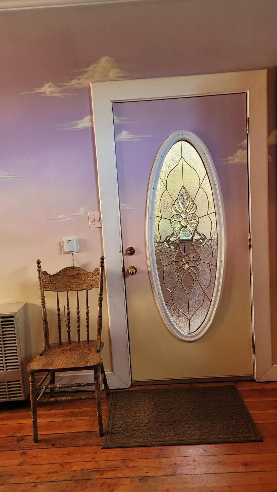 Angel Cottage With A Sauna Or The Cozy With A Jacuzzi Tub, Both Are Studios With A View Of Mount Shasta Room photo